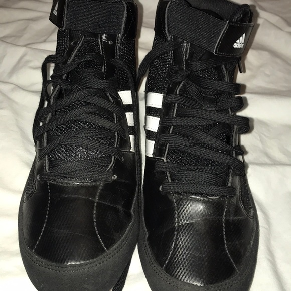 Adidas Men’s Wresting Shoes - Picture 3 of 5